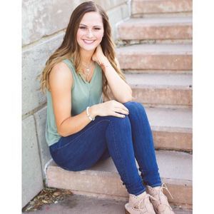 Meet your Posher, Jillian